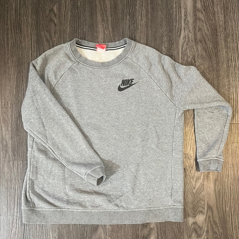 Nike crew neck sweatshirt